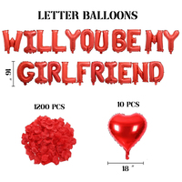 Ballons rouges « Seras-tu ma petite amie ? », pétales de rose artificiels rouges, ballon cœur, ballon alphabet en feuille de mylar pour la Saint-Valentin