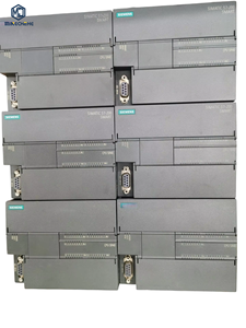 Module PLC 6ES7 288-1SR40 - Module de contrôle logique programmable - Module de contrôle industriel - Module de contrôle d'automatisation - Module d'E/S numérique - Product Image 1