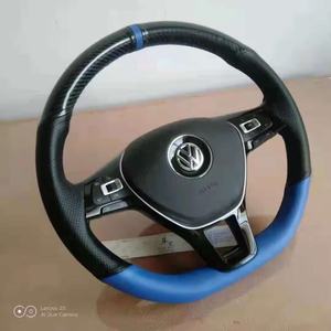 Couvre-volant de voiture en fibre de carbone et cuir de luxe, style de couture à la main - Product Image 3