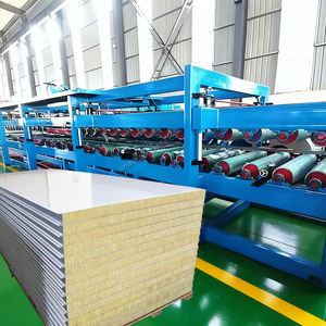 Nouvelle conception de ligne de production de panneaux sandwich en laine de roche, prix, machine à panneaux sandwich en PU automatique continue - Product Image 2