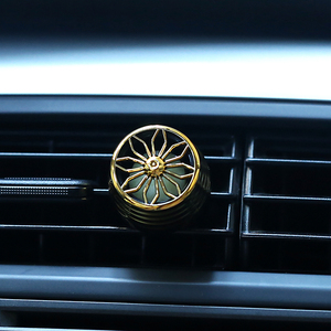 <span class=keywords><strong>Moins</strong></span> cher désodorisant aromatique désodorisant <span class=keywords><strong>parfum</strong></span> désodorisant d'air de clip de voiture - Product Image 5