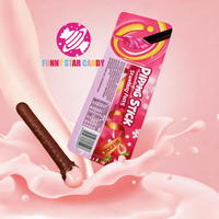Biscuits à tremper en gros, en forme de bâtonnets, pour collation décontractée, avec sauce au chocolat, au lait, à la crème de fraise et au chocolat
