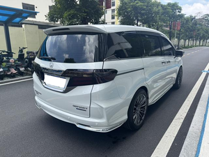 Auto Usata Honda Odyssey 2021 2.0L Edizione Sharp Comfort, Basso Chilometraggio, MPV Familiare in Ottime Condizioni - Product Image 4