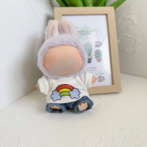 Set de Ropa DIY para Muñecas de Peluche de 17 cm, Unisex, con Camiseta de Manga Corta, Sombrero de <span class=keywords><strong>Pescador</strong></span> y Jeans - Línea de Moda - Product Image 3