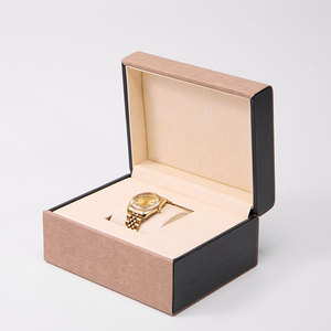 <span class=keywords><strong>Caja</strong></span> <span class=keywords><strong>de</strong></span> <span class=keywords><strong>Reloj</strong></span> Cuadrada <span class=keywords><strong>de</strong></span> Madera <span class=keywords><strong>de</strong></span> Lujo JANSSE, con Inserto <span class=keywords><strong>de</strong></span> Gamuza, Almacenamiento Premium para Relojes, Ecológica, Sostenible y Resistente al Agua - Product Image 1