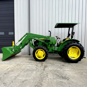 รถแทรกเตอร์ขนาดเล็ก John Deere รุ่น 3038E กำลัง 70 แรงม้า ขับเคลื่อน 4 ล้อ ระบบเกียร์ สำหรับติดตั้งอุปกรณ์ตักดินด้านหน้าและตักดินด้านหลัง สีเขียว สำหรับงานเกษตรกรรม - Product Image 1