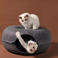 Facile à nettoyer forme ronde rayure détachable lavable Tunnel chat beignet Tunnel lit doux nid en peluche pour animaux de compagnie