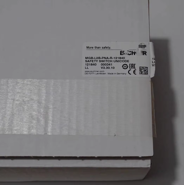 Brand New Original  MGB-L2B-PNA-R-121840 Safety Door Lock Switch in Stock