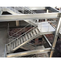 Ventes directes des fabricants de structures en acier pour entreprendre une ingénierie personnalisée de plate-forme d'usine d'escalier en acier