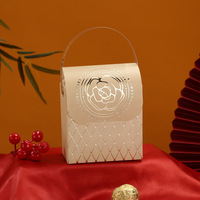 Luxe petite boîte de faveur de mariage sac rouge beige feuille d'or motif de timbre pas cher bougie emballage boîte en papier sac avec poignée en gros