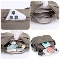 Sac bandoulière léger en nylon avec fermeture éclair supérieure et sangle réglable pour femme, idéal pour les voyages et les trajets quotidiens - Commande en gros