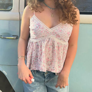 Camisola Ecológica de Estilo Resort con Estampado Floral, Cuello en V, Diseño en Línea A y Tirantes para Mujer - Product Image 2