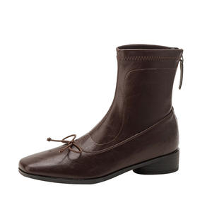 Chaussures Oxford de mariage pour hommes en cuir véritable, style italien haut de gamme, faites à la main, à enfiler, brodées, avec embout en acier, collection automne - Product Image 1