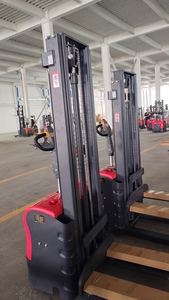 Электрический мини-погрузчик 1,5/2 тонны, высота подъема 3 метра, портативный мини-штабелер, долговечная свинцово-кислотная батарея, новый дизайн - Product Image 2