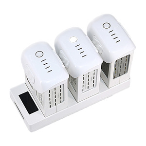 Cargador para 4 baterías con pantalla digital, diseño seguro de plástico para 4 / para Air - Product Image 1