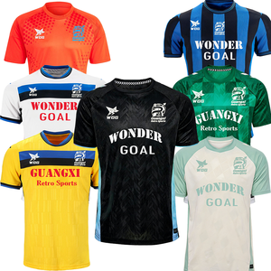 Ensembles d'uniformes <span class=keywords><strong>de</strong></span> football personnalisés imprimés en gros – Maillots <span class=keywords><strong>de</strong></span> football <span class=keywords><strong>de</strong></span> haute qualité à prix abordable pour hommes – Tenues <span class=keywords><strong>de</strong></span> sport vintage - Product Image 1