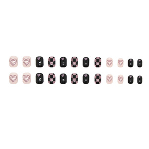 <span class=keywords><strong>Uñas</strong></span> <span class=keywords><strong>postizas</strong></span> <span class=keywords><strong>de</strong></span> estilo picante y dulce, con esmalte rosa y corazón tierno, que realzan tu temperamento. ¡Las más vendidas! - Product Image 2