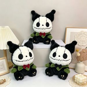 Peluche Panda Squelette Doux en Gros, Jouet en Peluche Visage Crâne Gothique Effrayant pour Halloween, Décoration Cadeau Gothique - Product Image 1
