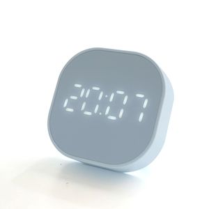 Petit réveil numérique électrique carré, veilleuse silencieuse, horloge numérique multifonctionnelle miniature à LED pour le bureau, idéal pour les étudiants - Product Image 2