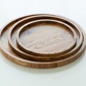 Plato de Servir Grande de Madera Hecho a Mano, Ideal para Reuniones Familiares, Madera Duradera, Estilo Rústico pero Refinado - Product Image 1