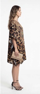 Robe longue tunique kaftan africaine en viscose pour femme, coupe ample, style poncho kimono, manches chauve-souris, finition soyeuse, mode bohème pour les vacances et la maison - Product Image 2