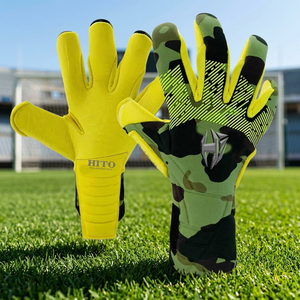 Quality Custom Soccer Goalkeeper Gloves Hot Selling Soccer Sports Goalkeeper Gloves Backhand Silicon Printing Top High Quality - Product Image 3