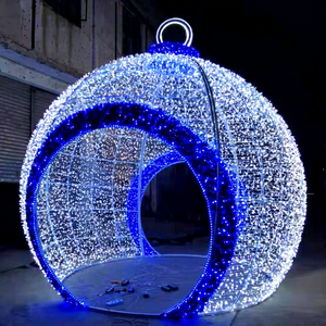 Arche lumineuse de Noël en forme de boule : Créez une passerelle festive pour les hôtels, les places publiques, les centres commerciaux et les marchés de fin d'année - Product Image 1