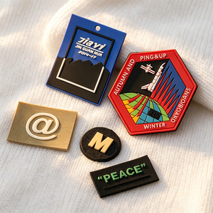 Écussons en PVC imperméables de haute qualité en forme de diamant, étiquettes en caoutchouc avec lettres pour équipements de pêche, bagages de voyage et chapeaux - Product Image 5
