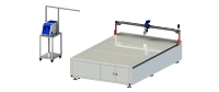 Machine de collage et d'emballage RINNGO personnalisée pour panneaux de porte de matelas, meubles et revêtements, avec distribution de colle et pulvérisation