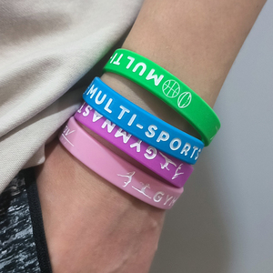 Crystalcode Custom Glow Silicone <span class=keywords><strong>Wristband</strong></span> Slap <span class=keywords><strong>Color</strong></span> Changing Sports Game Smart iFit Cool Pulsera ajustable para deportes - Product Image 5