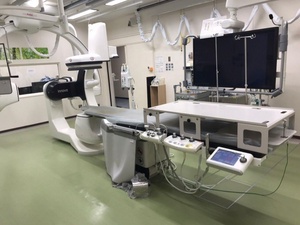 Système d'angiographie <span class=keywords><strong>biplan</strong></span> GE IGS 630 d'<span class=keywords><strong>occasion</strong></span>, machine d'angiographie DSA, ensemble complet avec tous les accessoires - Product Image 2