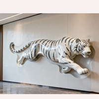 Statue de tigre personnalisable J30 – Fabricant de figurines Art Déco sur mesure, écologiques et résistantes aux UV pour la retraite