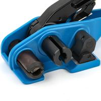 Outil de serrage manuel pour sangles en plastique et polyester