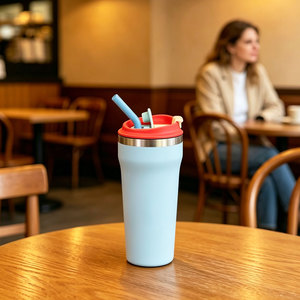<span class=keywords><strong>Tasse</strong></span> à café isotherme en acier inoxydable <span class=keywords><strong>2</strong></span>-en-1 de 16 oz avec couvercle, double paroi isolée, pour voyage, à boire directement et avec paille, double usage - Product Image 1