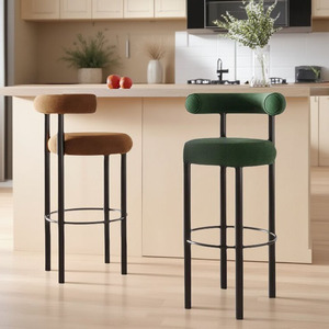 Tabourets <span class=keywords><strong>de</strong></span> <span class=keywords><strong>bar</strong></span> modernes et luxueux en métal, populaires, en tissu <span class=keywords><strong>blanc</strong></span> crème, derniers modèles, tabourets hauts souples <span class=keywords><strong>de</strong></span> designer, chaise <span class=keywords><strong>de</strong></span> <span class=keywords><strong>bar</strong></span> d'hôtel - Product Image 6
