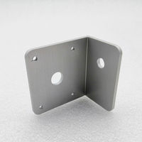 Pièces de tôlerie de boutique et poinçonnage de découpe laser en aluminium cintrage supports de montage de petit équipement pièces structurelles en métal