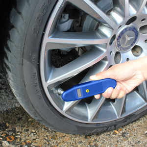 स्फ्यूटूल डिजिटल एलसीडी एब्स टायर प्रेशर गेज टेस्टर 0-150psi के कार मोटरसाइकिल के लिए सार्वभौमिक फिटमेंट प्रमाणित - Product Image 4