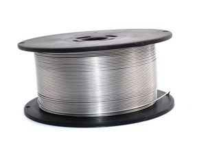 Alambre de soldadura con núcleo de fundente y gas blindado con CO2, hierro fundido y acero dulce, número de modelo, aleación de acero hecha a la ER70S-6, escoria de rutilo - Product Image 6