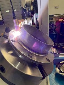 Machine de soudage automatique de la ceinture de soudure pour le soudage circonférentiel des tuyaux de grand diamètre - Product Image 3