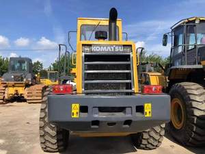 Chargeuse sur pneus Komatsu WA320-3 d'occasion, modèle 2020, capacité 3200 kg, d'origine japonaise, bon état, avec boîte de vitesses, pompe, roulement et moteur, à vendre - Product Image 4