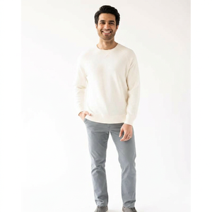 Sweat-shirt ras du cou pour homme, coupe ajustée, en tissu polaire 100 % polyester de qualité supérieure, avec logo brodé, couleur unie, collection hiver 2026, le plus vendu - Product Image 1