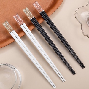 <span class=keywords><strong>Palillos</strong></span> <span class=keywords><strong>de</strong></span> flor <span class=keywords><strong>de</strong></span> cerezo Rosa ámbar, <span class=keywords><strong>sable</strong></span> <span class=keywords><strong>de</strong></span> <span class=keywords><strong>luz</strong></span> <span class=keywords><strong>de</strong></span> alta gama, <span class=keywords><strong>de</strong></span> aleación, juego <span class=keywords><strong>de</strong></span> <span class=keywords><strong>palillos</strong></span> <span class=keywords><strong>de</strong></span> flor <span class=keywords><strong>de</strong></span> cerezo - Product Image 5