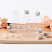 Vente en gros de bouteilles en plastique PET transparentes à petite ouverture avec couvercles à vis en aluminium pour emballage de liquide