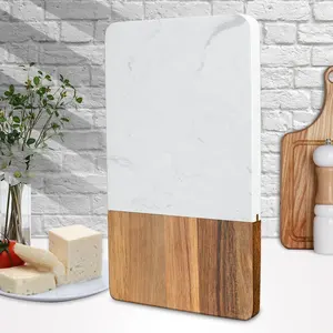 Planche de service en bois d'acacia en marbre, planche à découper le fromage, échecs en bois de marbre pour servir la coupe des aliments personnalisée