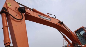 Excavateurs d'occasion Corée DOOSAN DH420-7 Grande pelleteuse hydraulique d'occasion de 42 tonnes DX60-9 pelleteuse sur chenilles DH215-7 DH300-7 en bon état - Product Image 6