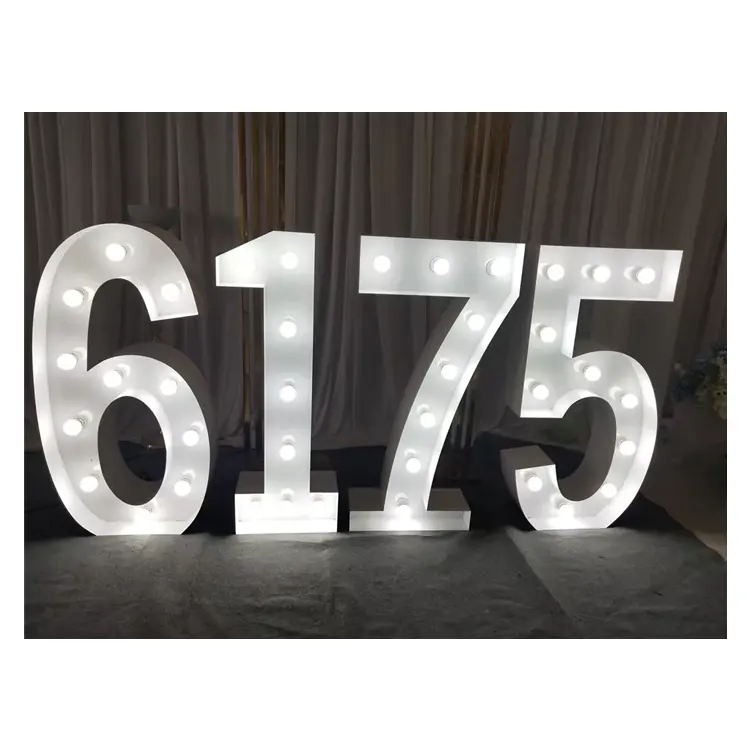 Elektronik işaretler Metal Led ev numarası 4 ft dev Light Up düğün parti olay süslemeleri için 0-9 kayan yazı harfler numaraları