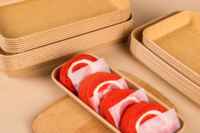 Boîte à sushi jetable en papier kraft Hemando avec couvercle transparent et revêtement UV, forme rectangulaire - Emballage à emporter écologique pour