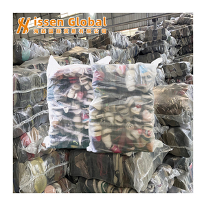 Fornitura Diretta dalla Fabbrica: Stock di Scarpe da Basket e Sneaker di Marca Originale, Usate e di Seconda Mano - Product Image 3
