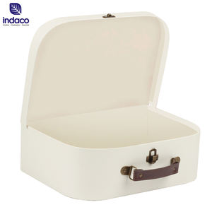 Boîte de valise en carton vintage personnalisable avec poignée pour motif de logo de cadeaux pour enfants et impression 4C pour emballage - Product Image 3