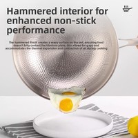 Poêle à frire en titane pur à motif écaille de poisson, fond plat, sans revêtement, faible émission de fumée, compatible induction, avec couvercle en verre